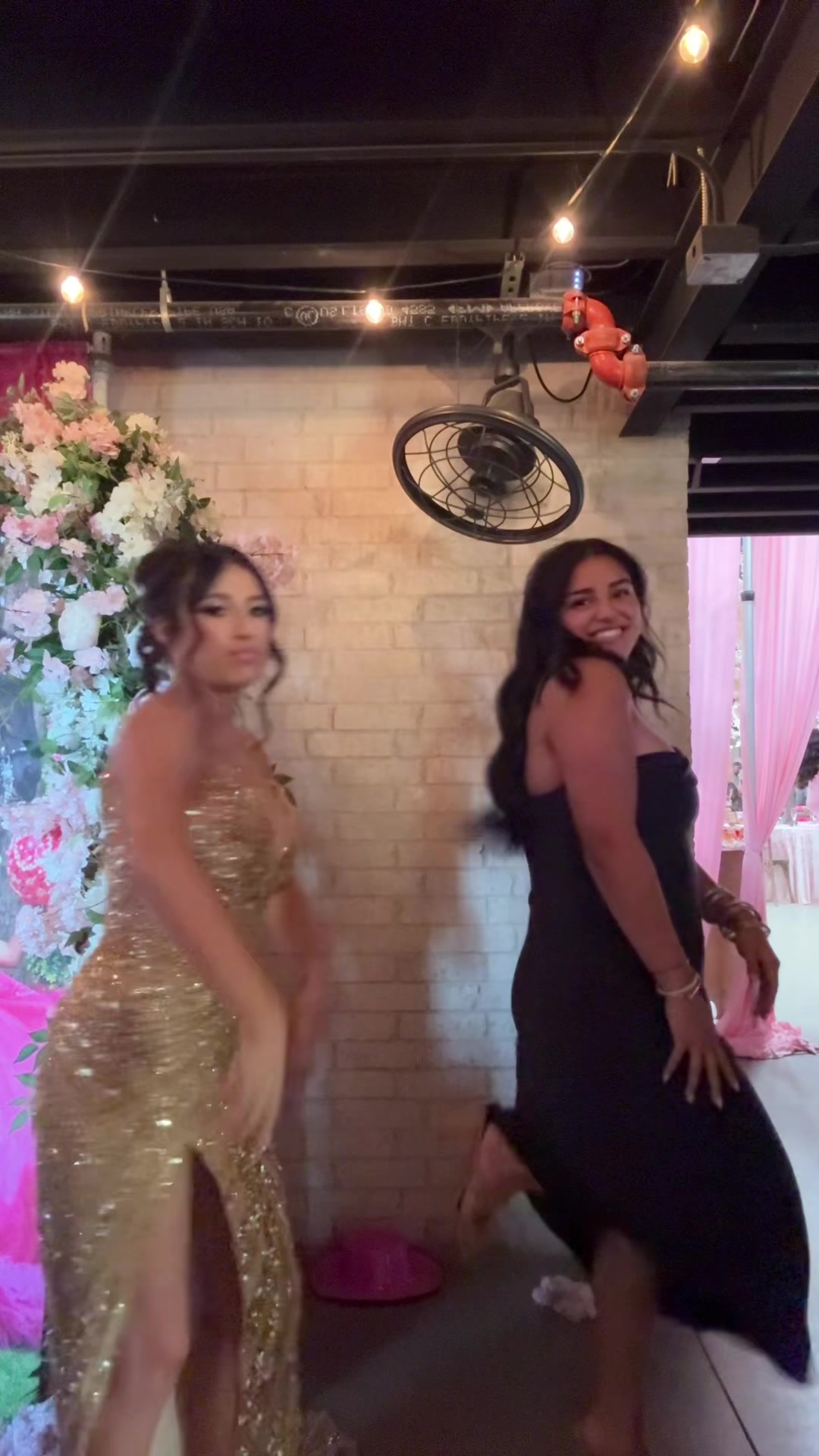 @hayli✌🏽😄💞🎉🌟🍭🛍️