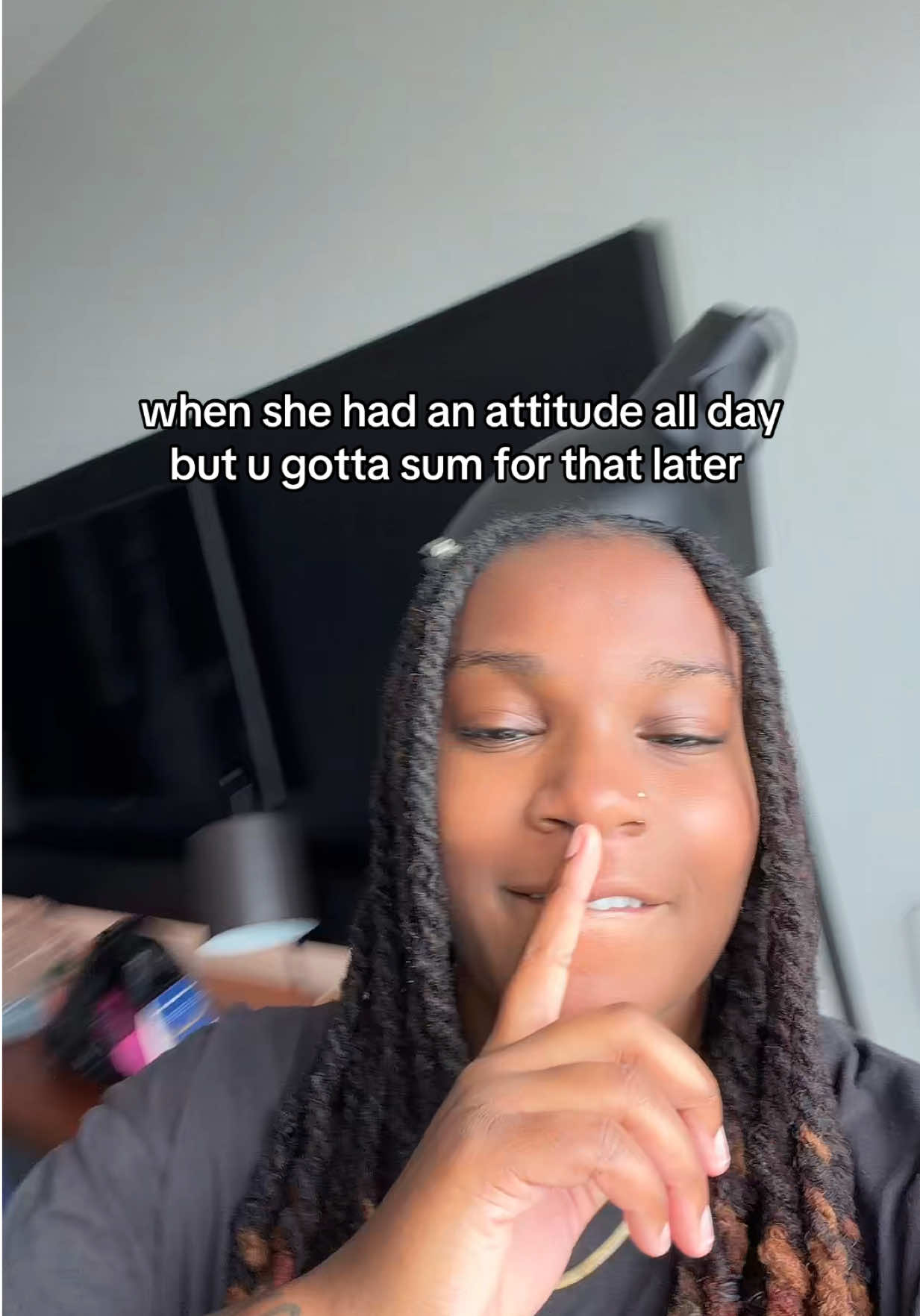 @T💫
