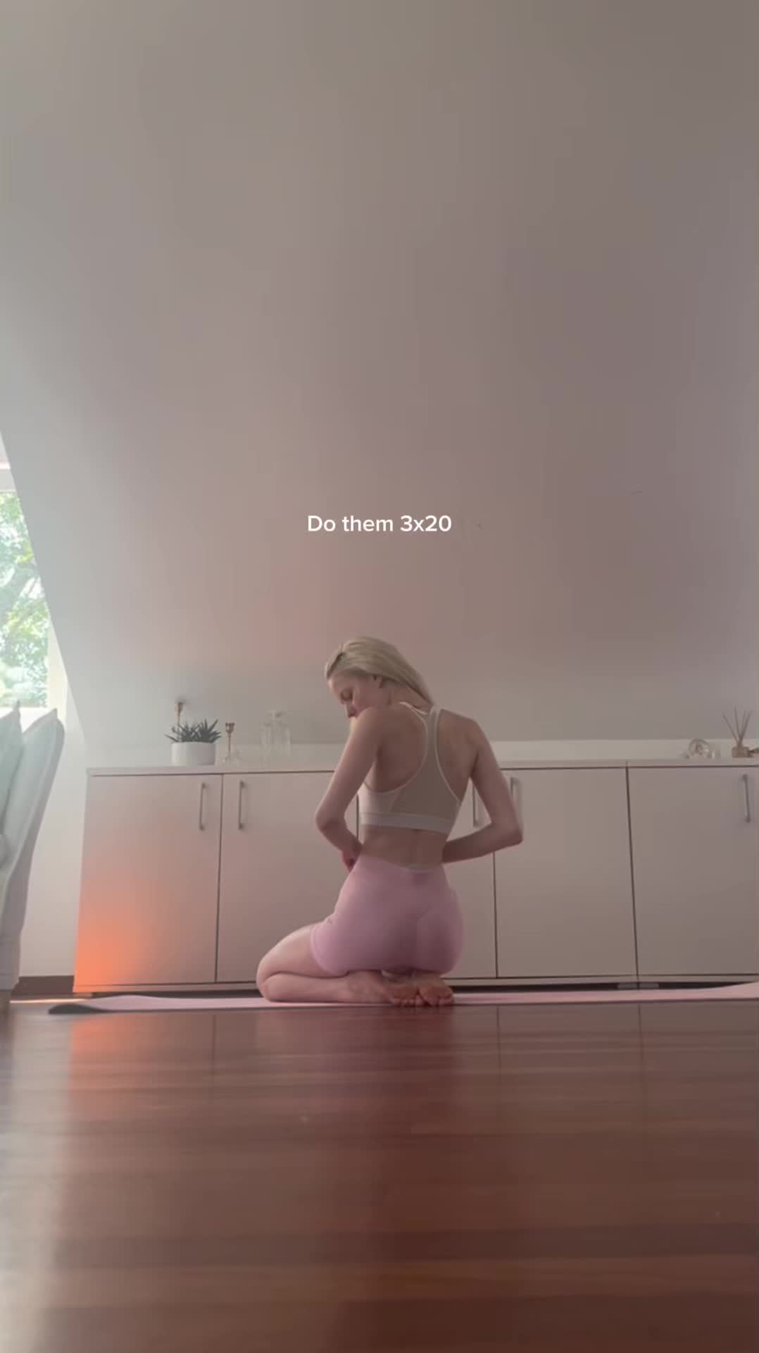 @the.realdaria