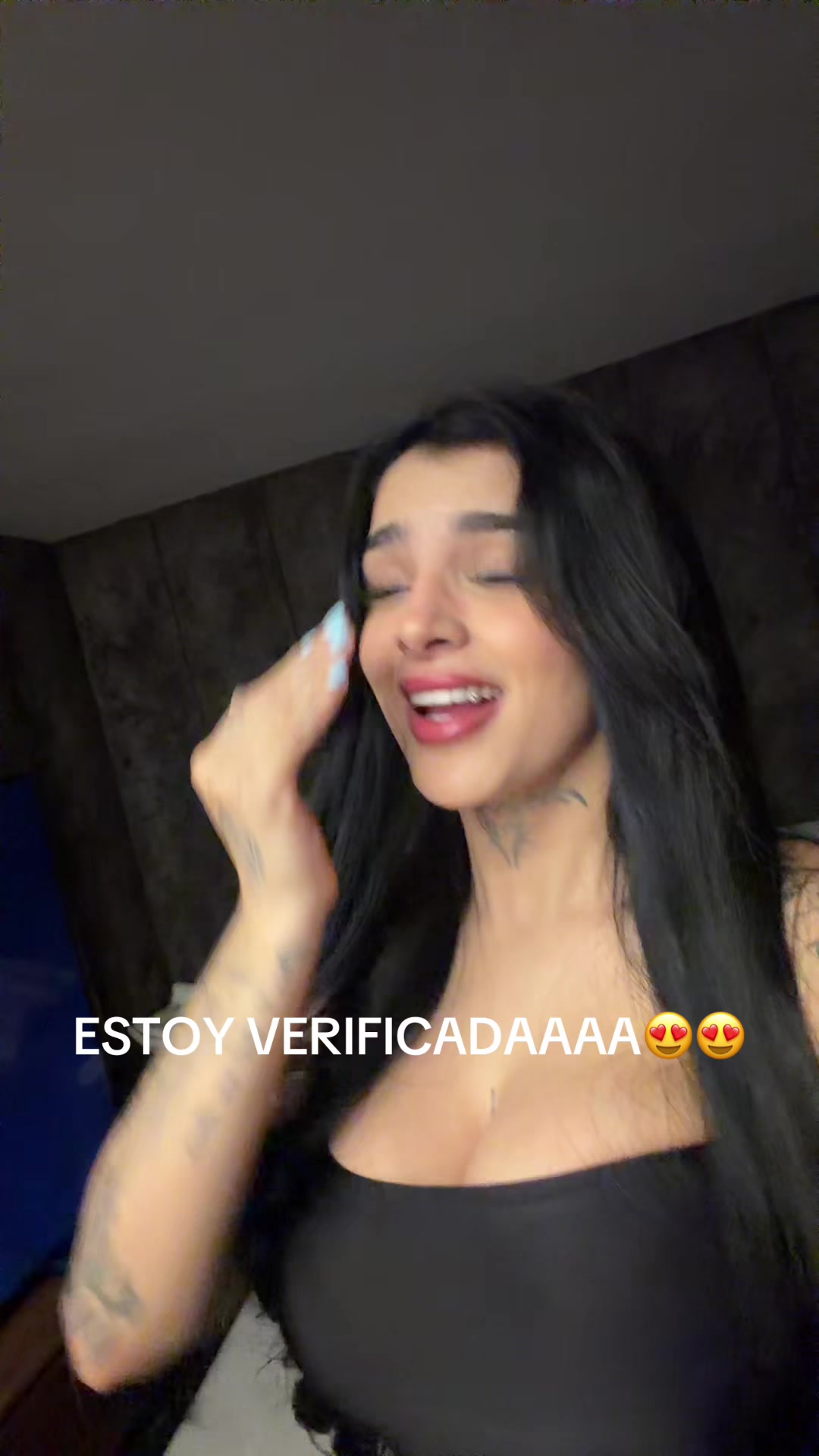 @Karelyruizoficial01