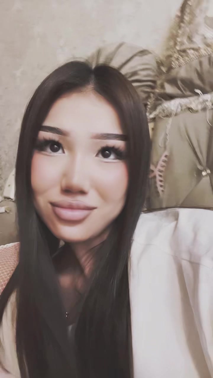 @🐰