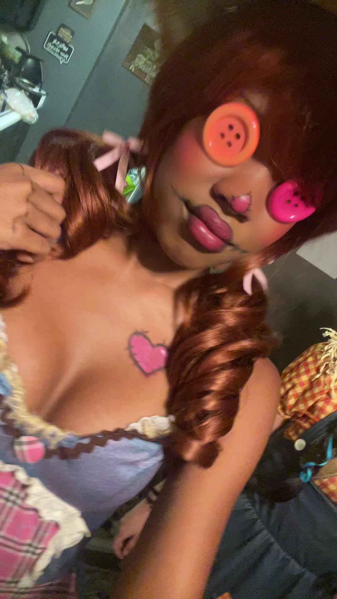 @monsterrbrat