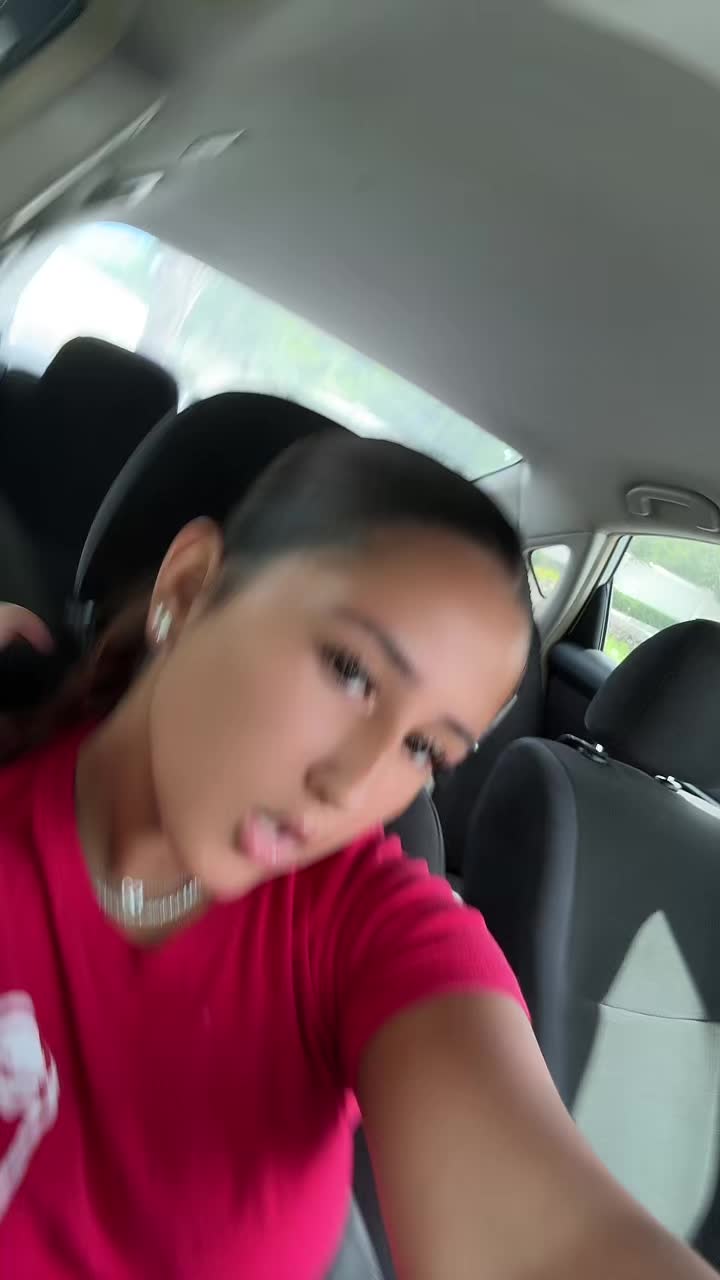 @bella 🙂&zwj;&harr;️