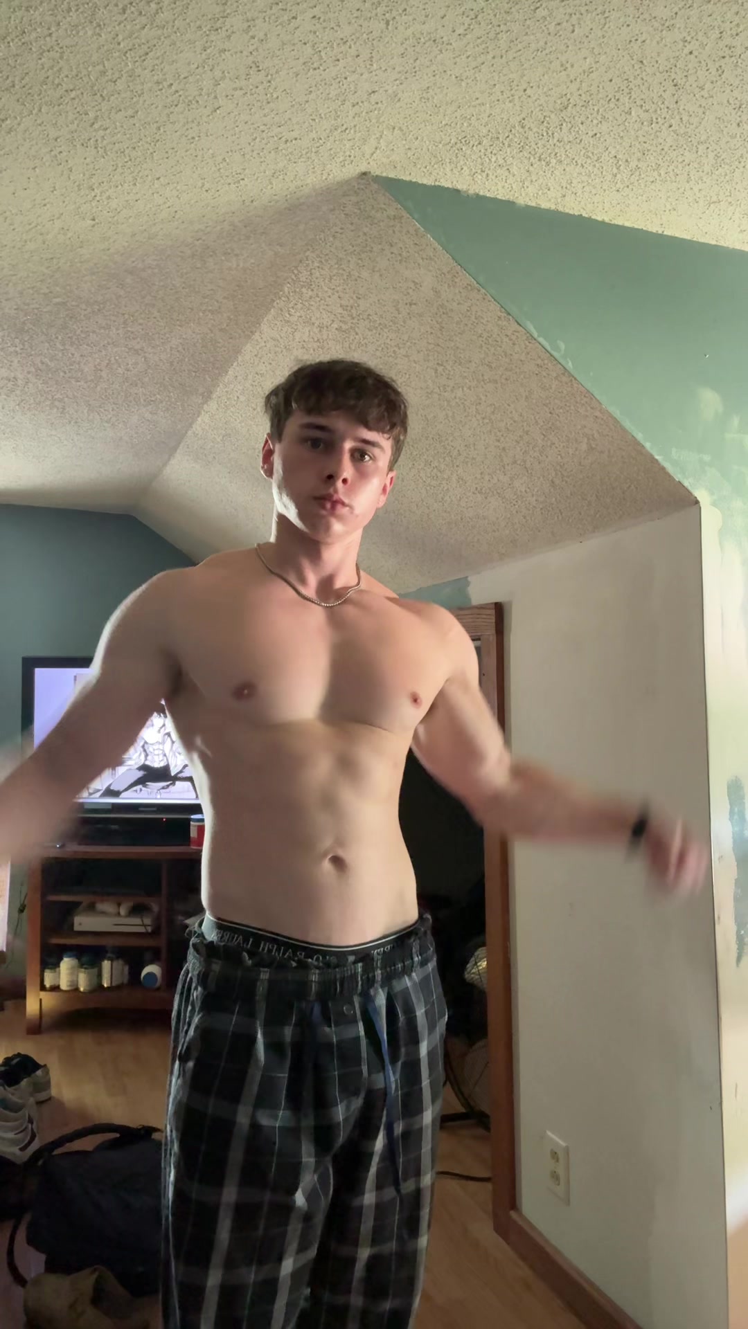 @Isaaccr