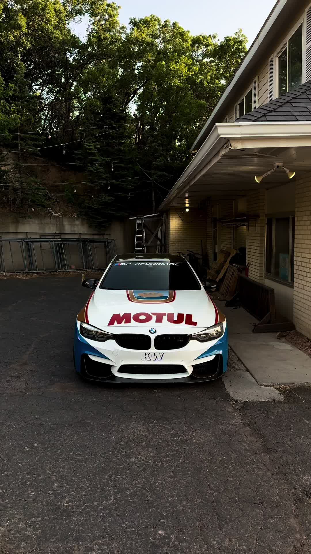 @O