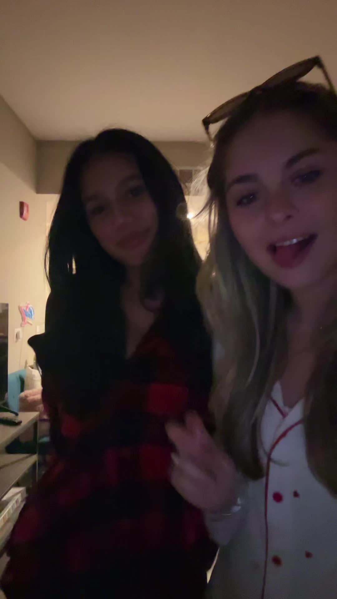 @maya🤗😁🥰😋