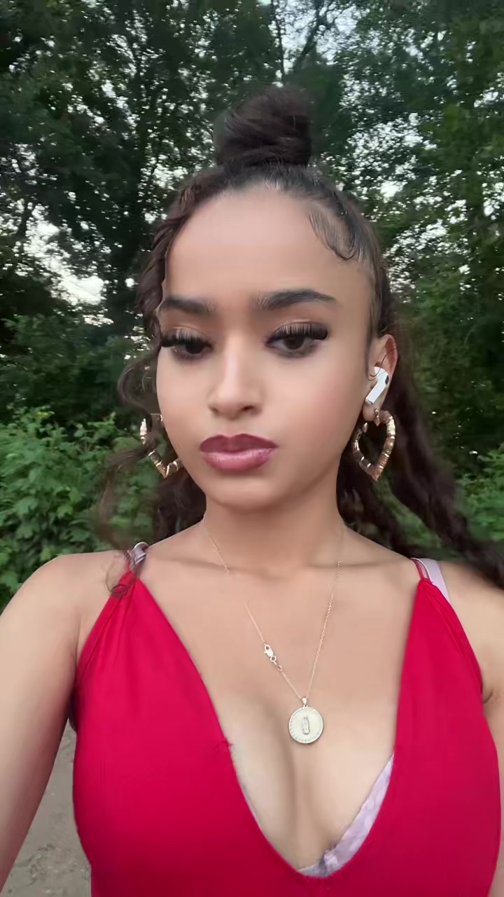 @Maria