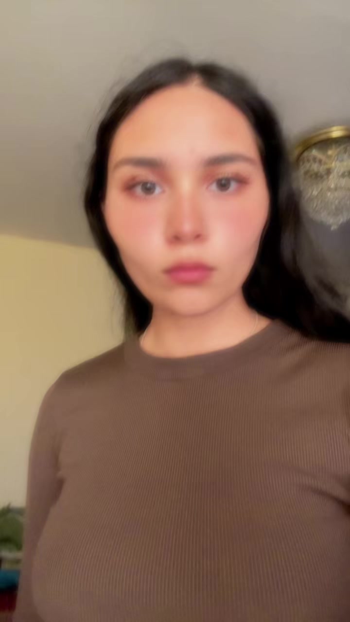 @𝐴𝑛𝑛𝑎