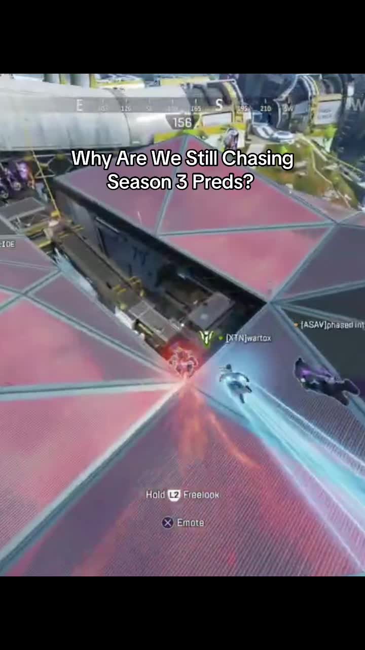 @⃟