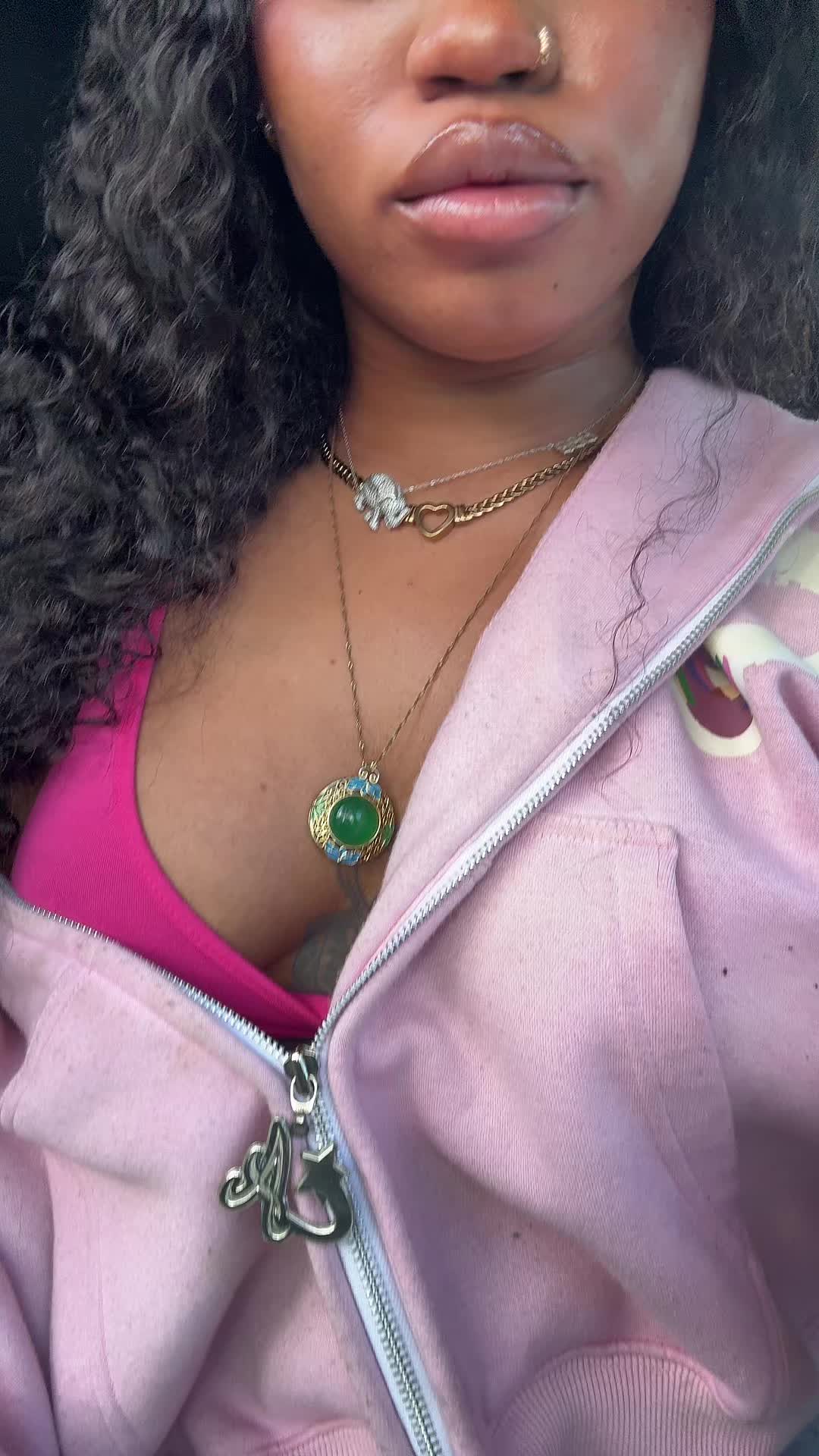 @KashBratz
