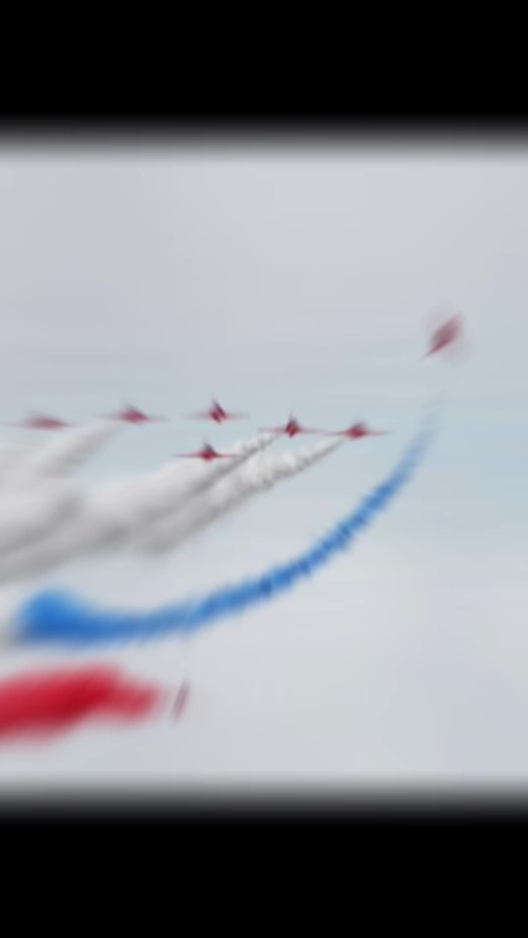 @Roblox Red Arrows