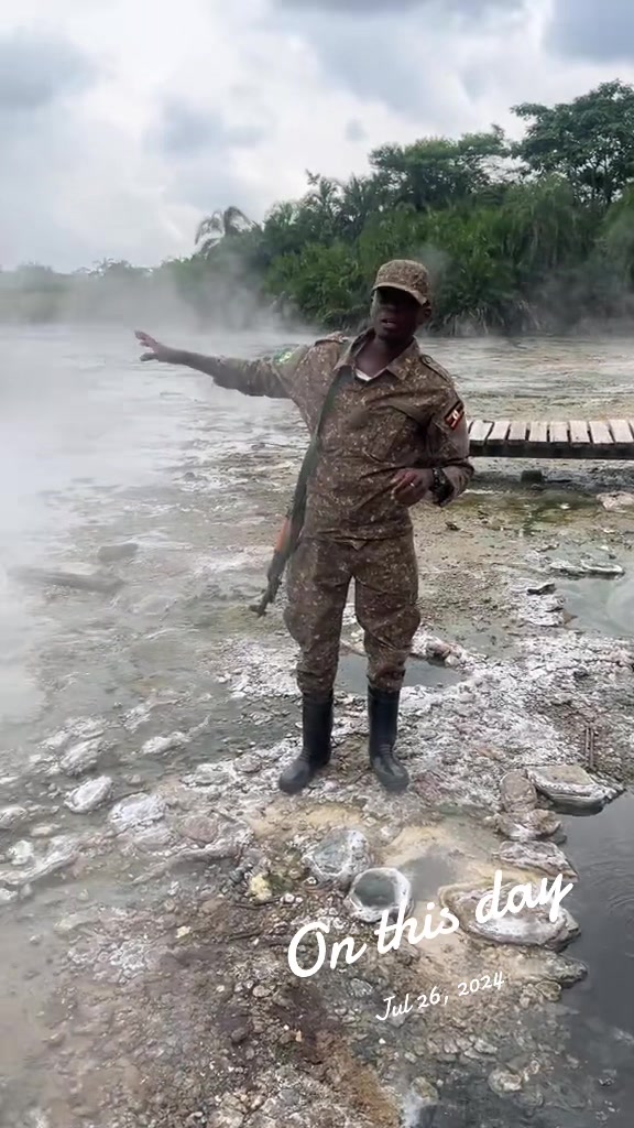 @ETRISS ADVENTURES&SAFARIS 🇺🇬