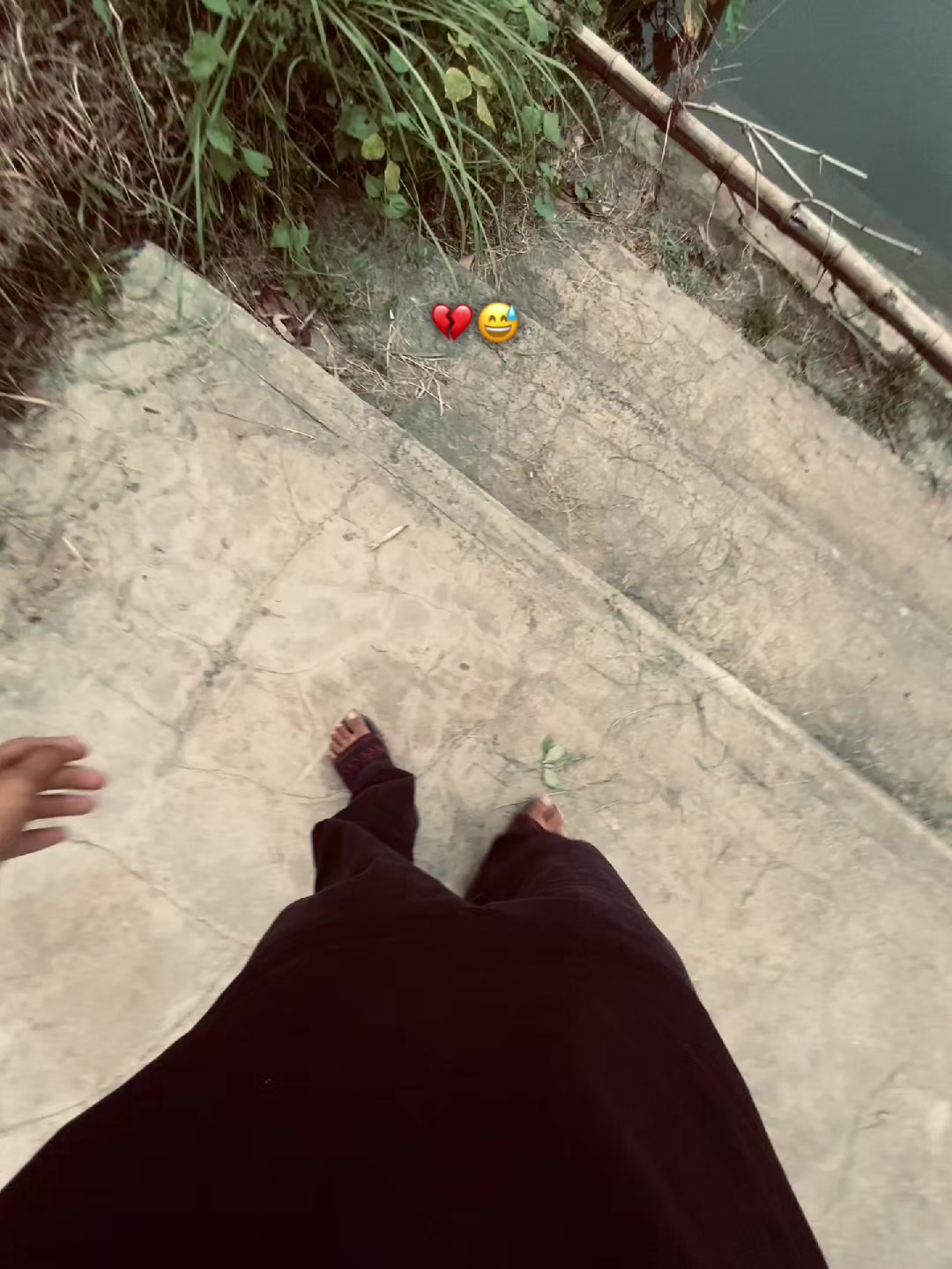 @E 🚩