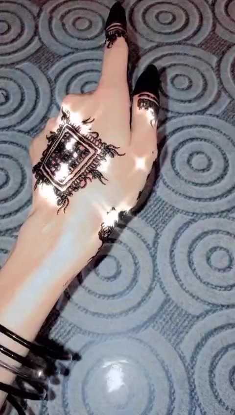 @𝓑𝓸𝓶𝓫𝓪𝔁𝓽𝓲𝓬 𝓱𝓲𝓫𝓾