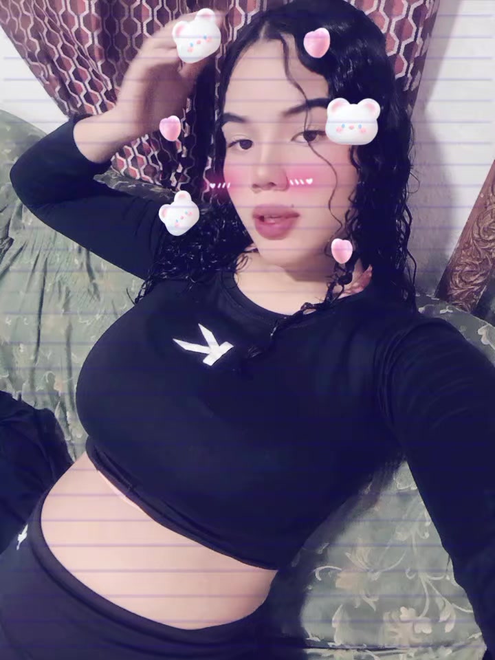 @Anny👑