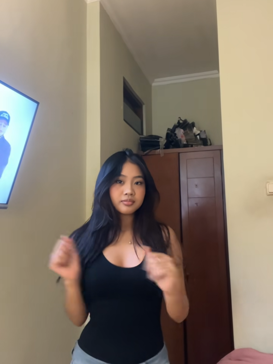 @user19579928838