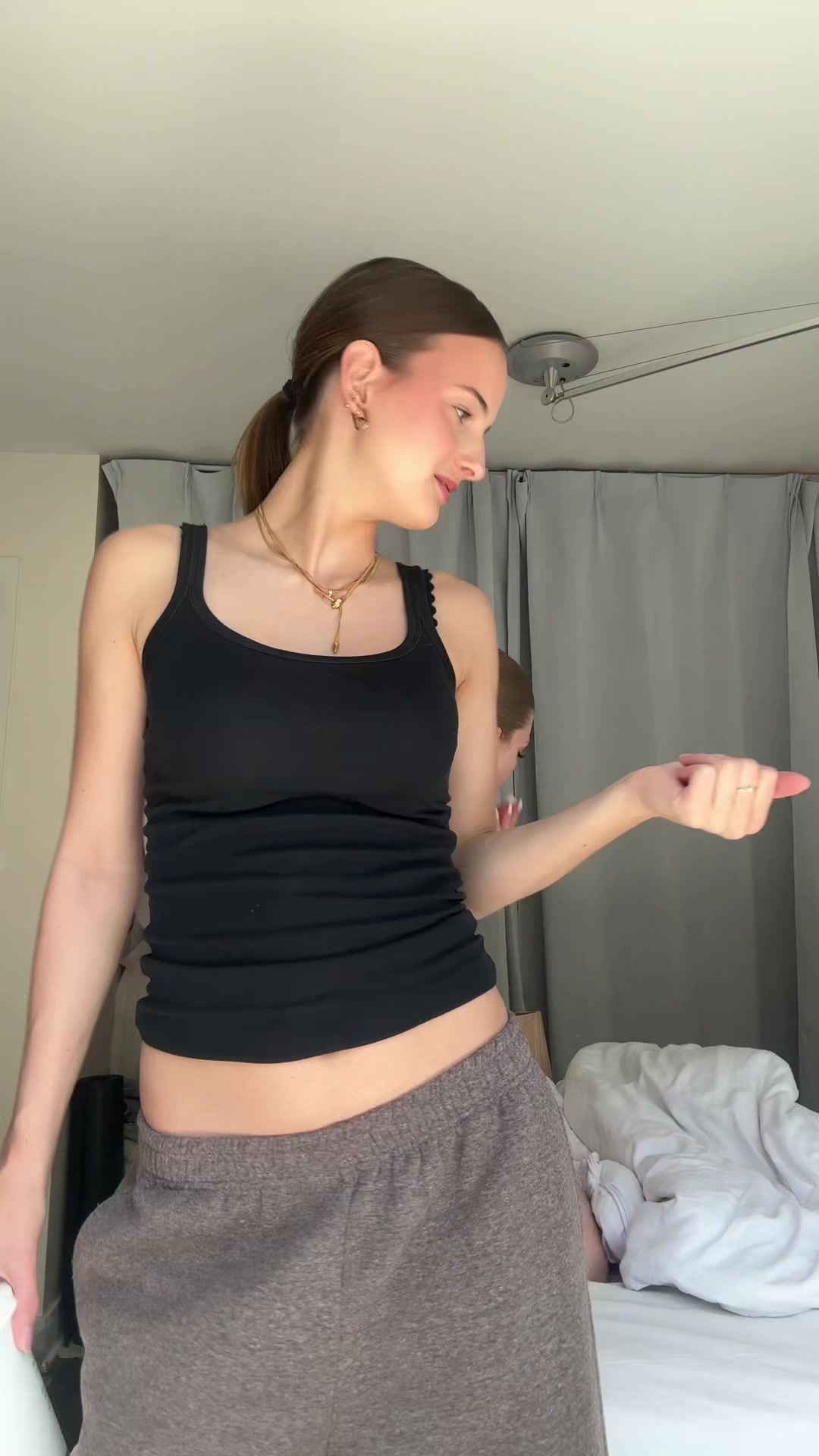 @thaysa