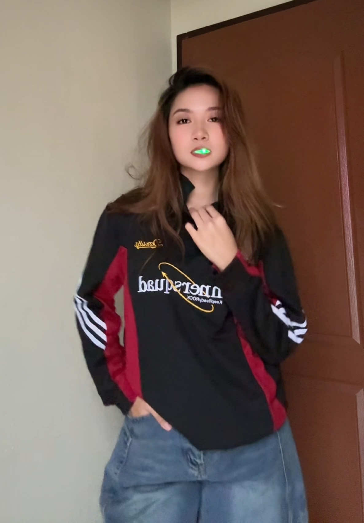 @umiilaw ang ngipin