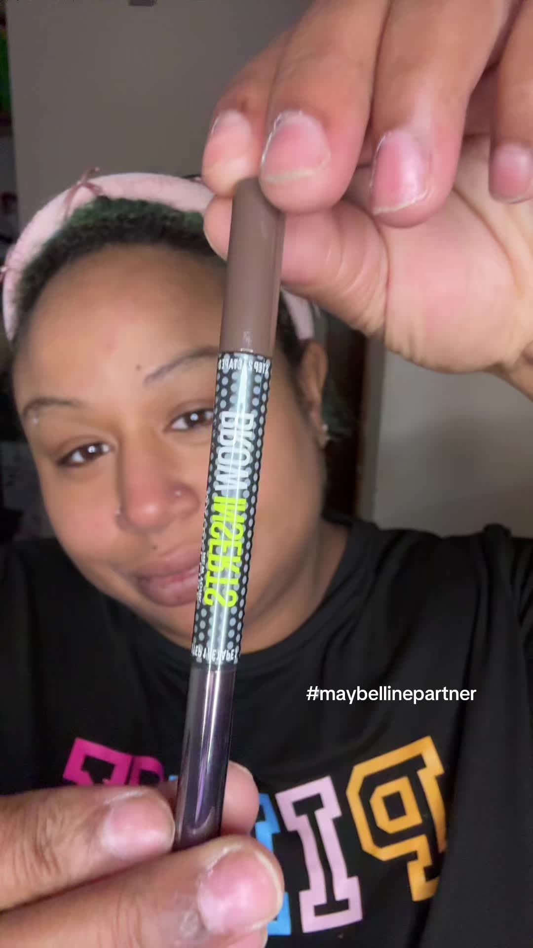 @Makeupbydoubledeez (Chardae)