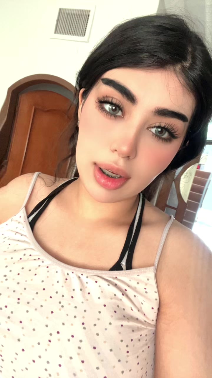 @manya_