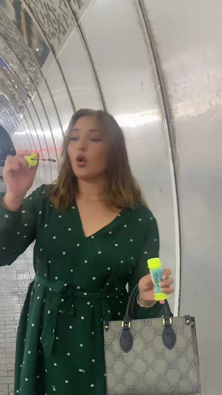 @Maria