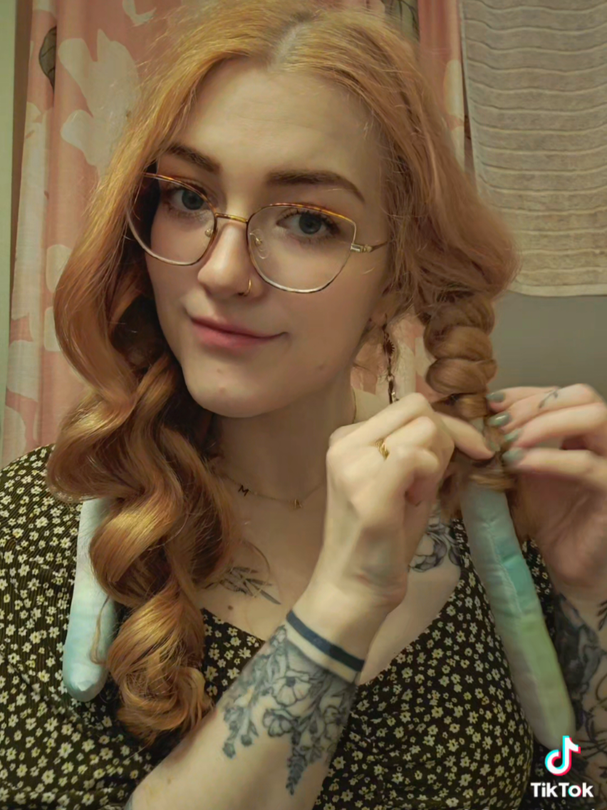 @poisonivypetal