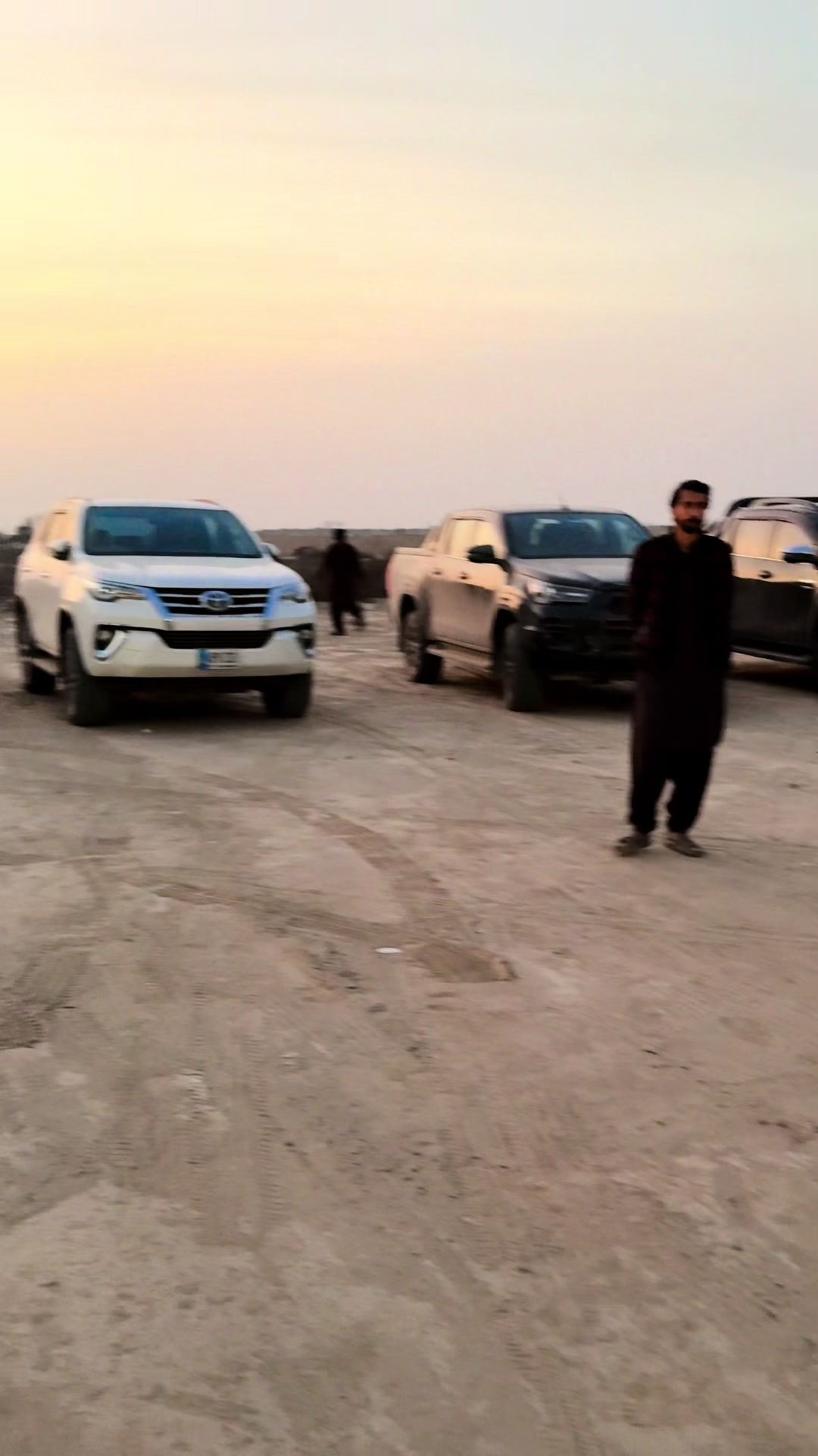 @khurrambhandara1