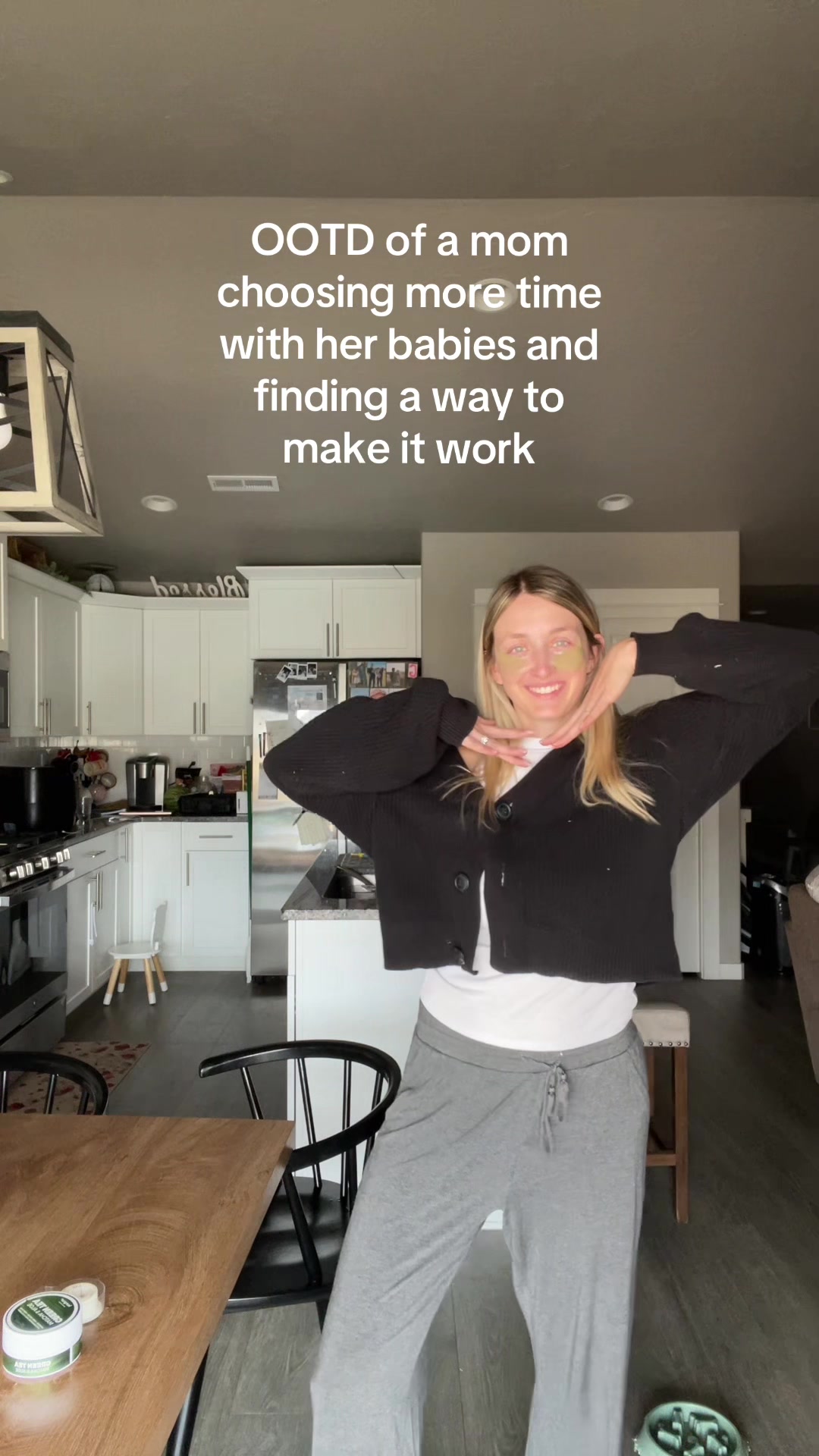 @Maddiepaige | Mom of 2