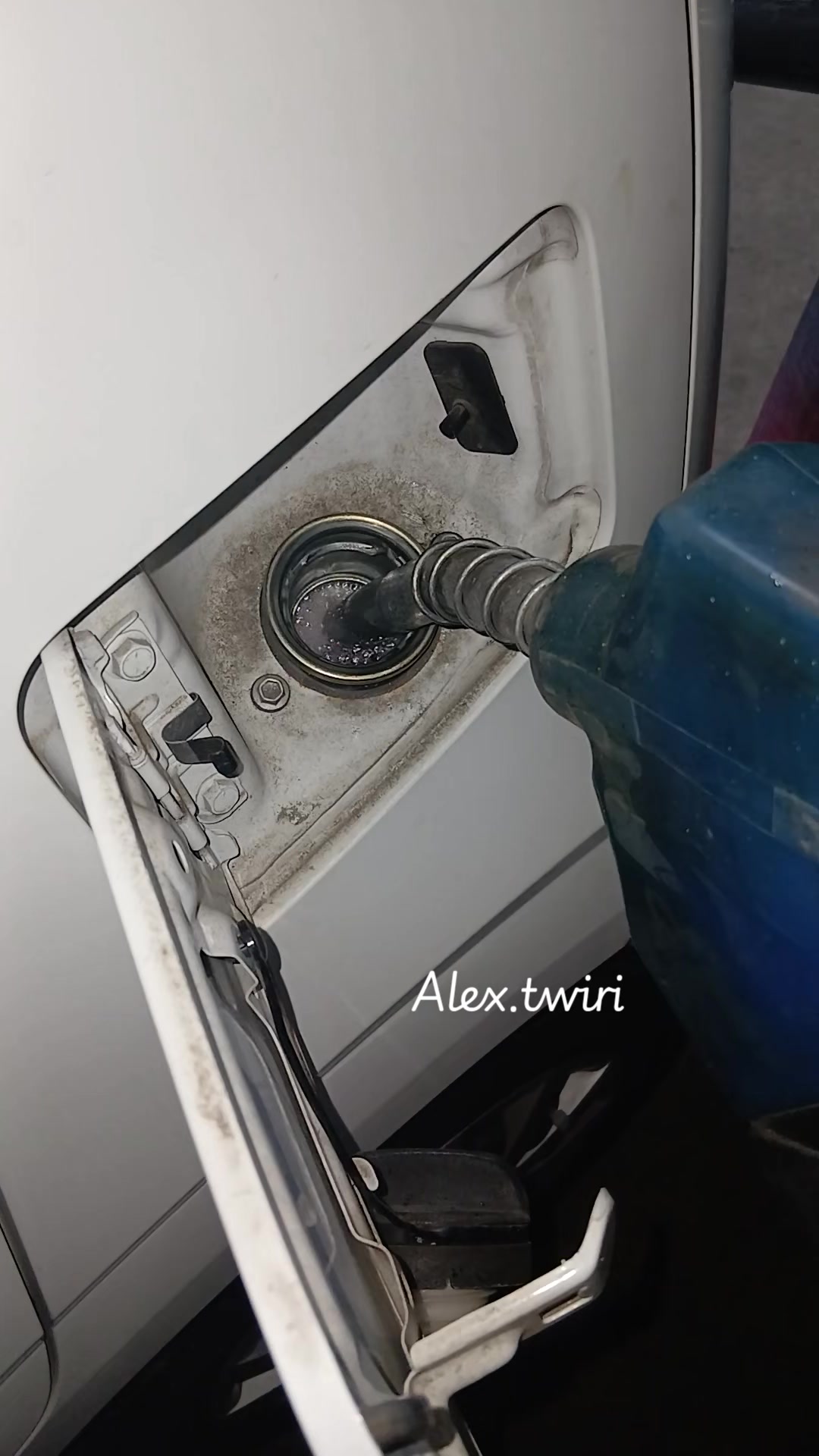 @Alex.Twiri