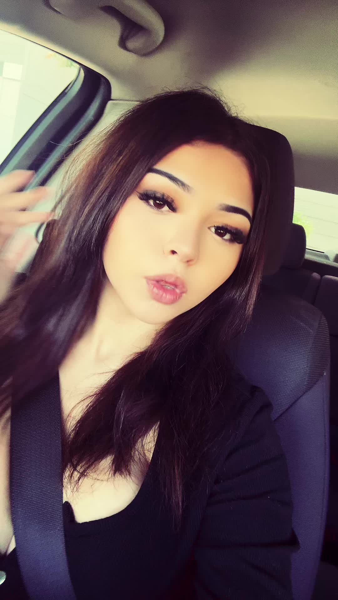 @Elisa