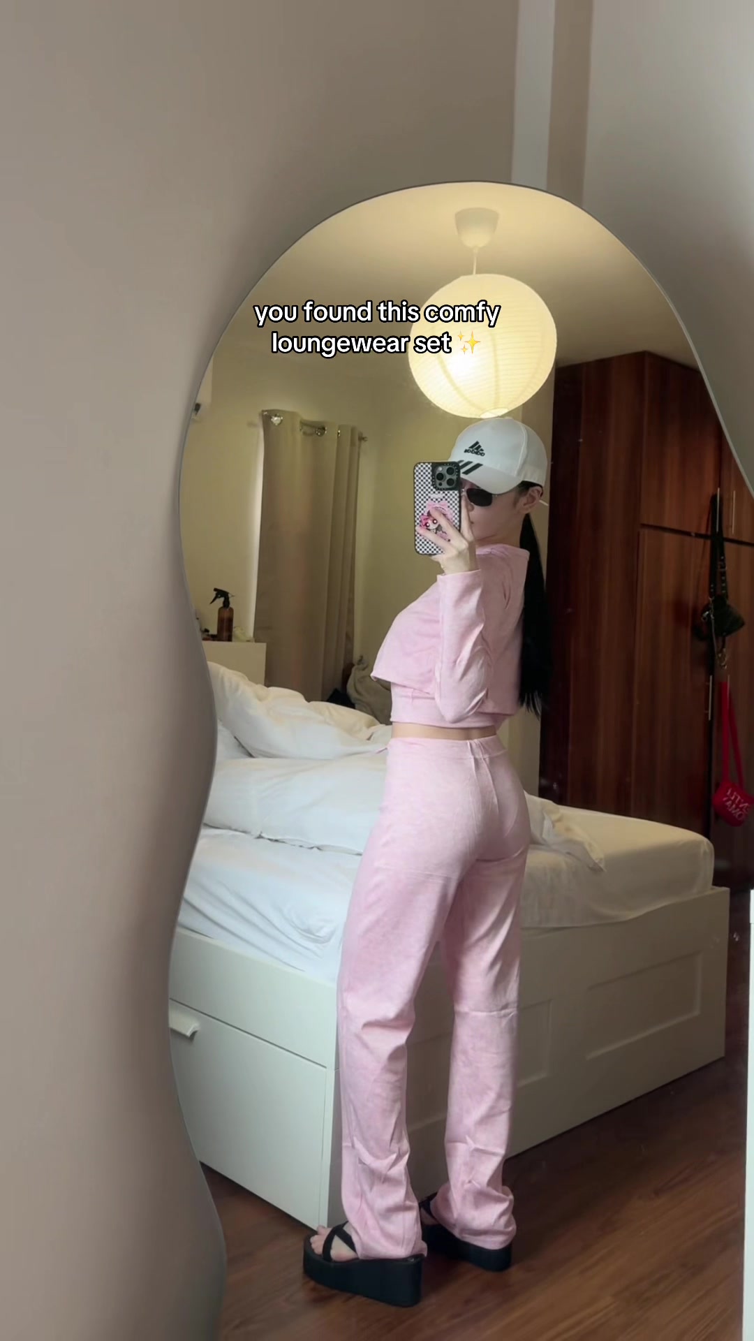 @elneshne on ig