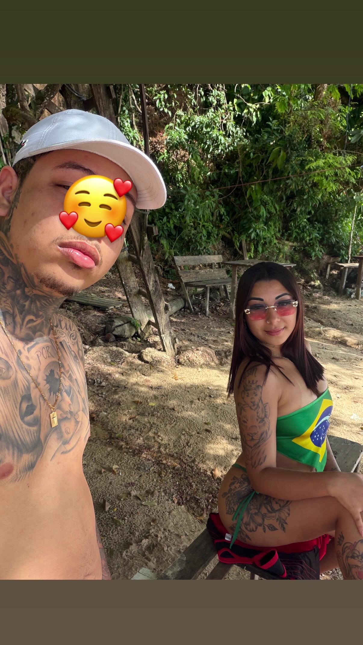 @Adria Gomes705