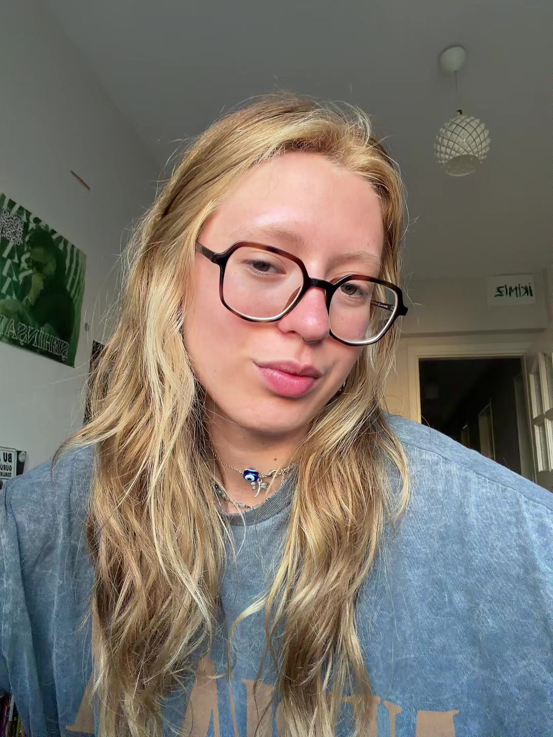 @poetleyla
