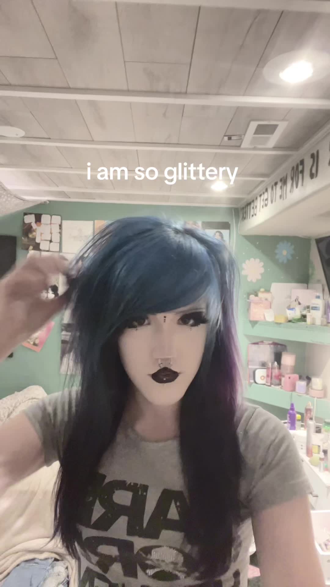 @𐕣 åerie🦄