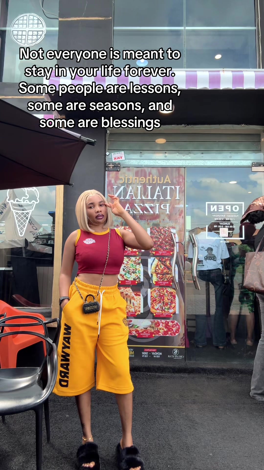 @HER❤️🤭