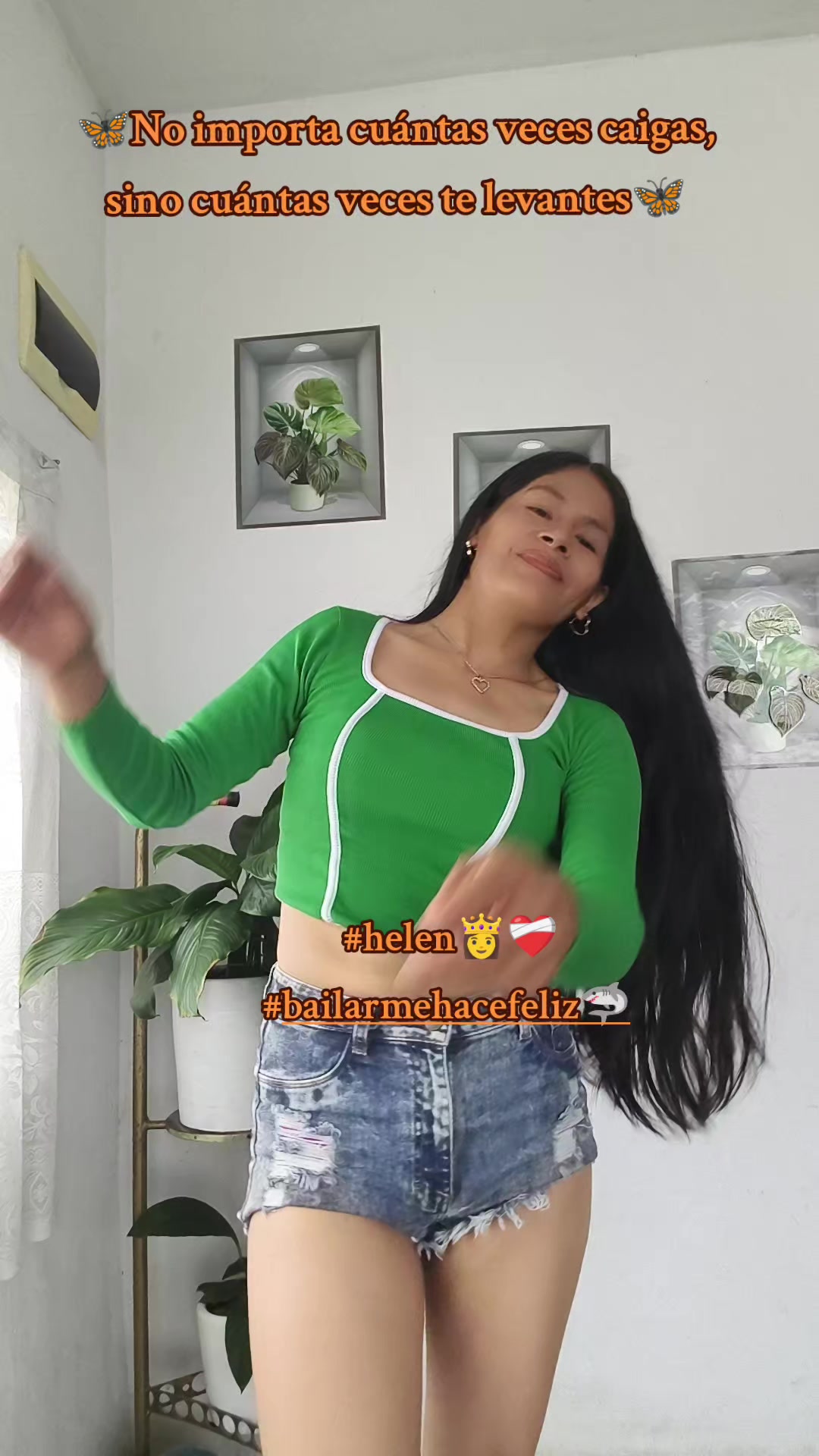 @HELEN❣️ 🐝🦋 RAYO DE LUZ 🦋🐝