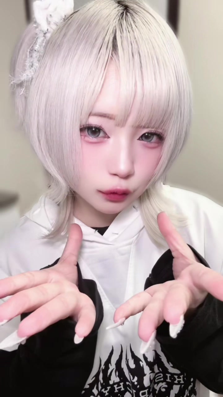 @薊みぃ