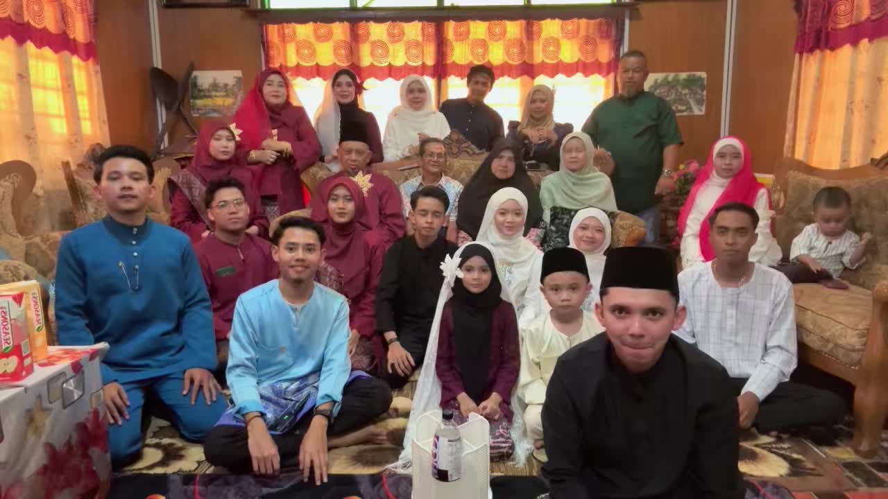 @Ms Izza Zubir