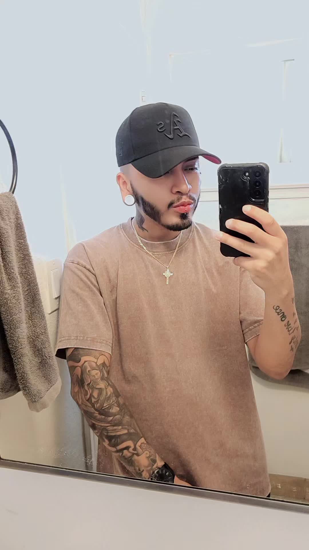 @🖤🤍Carlithos🤍🖤