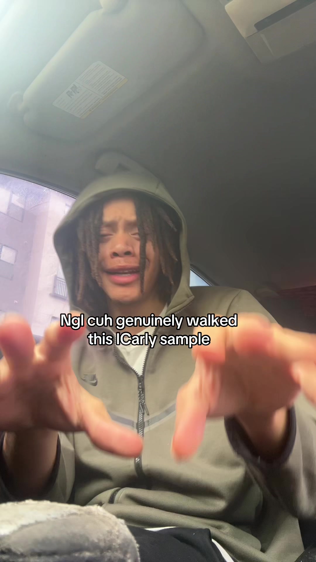@🪖