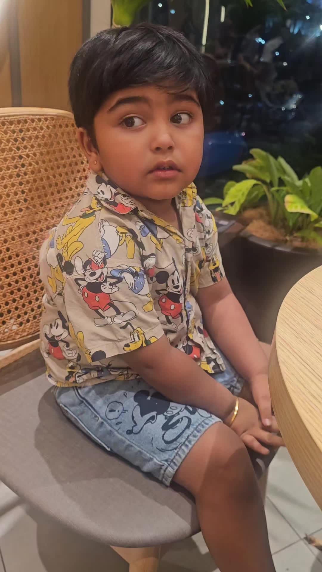 @DHRUV NAIDU🕉