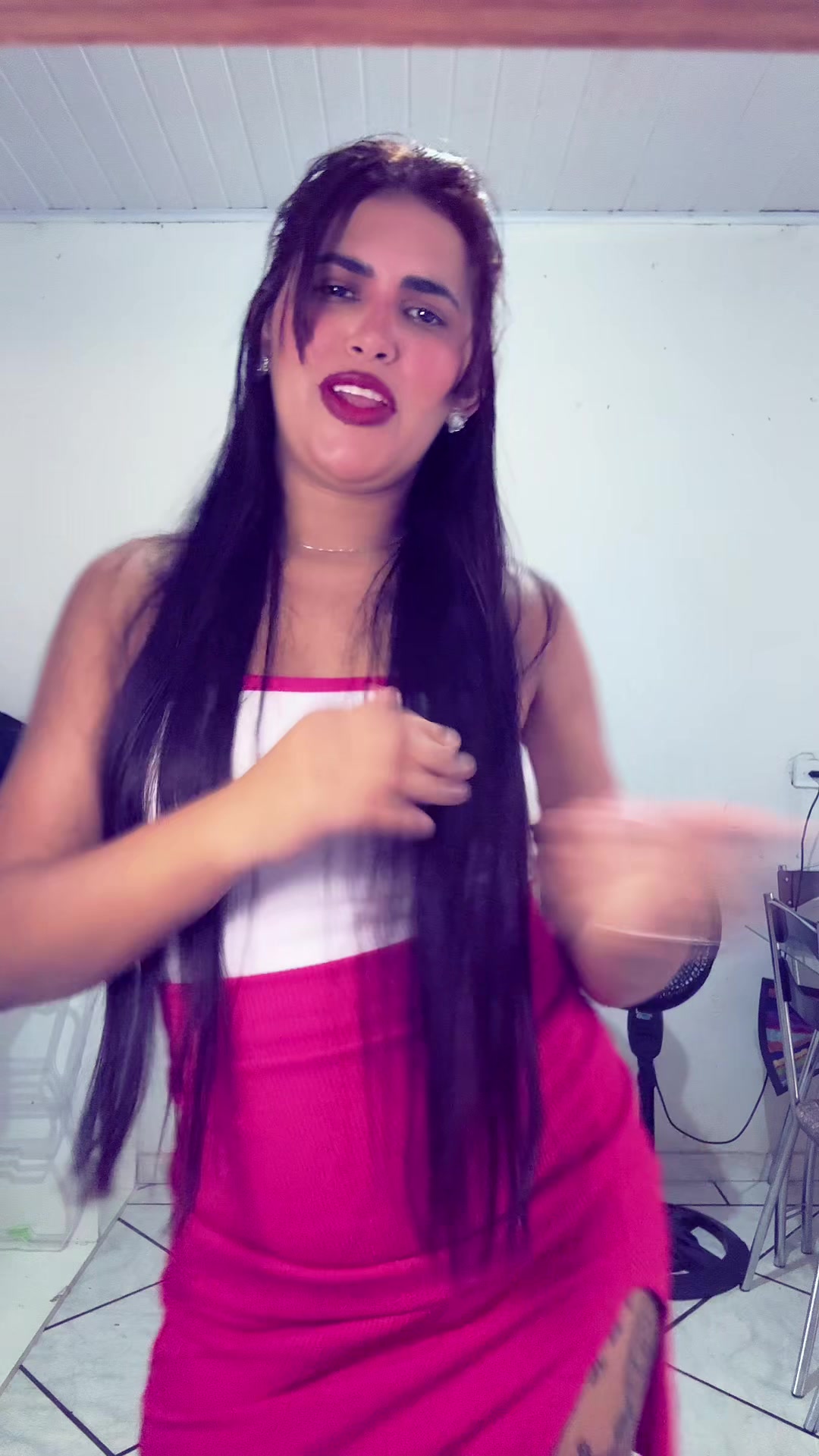 @Raquel_hello