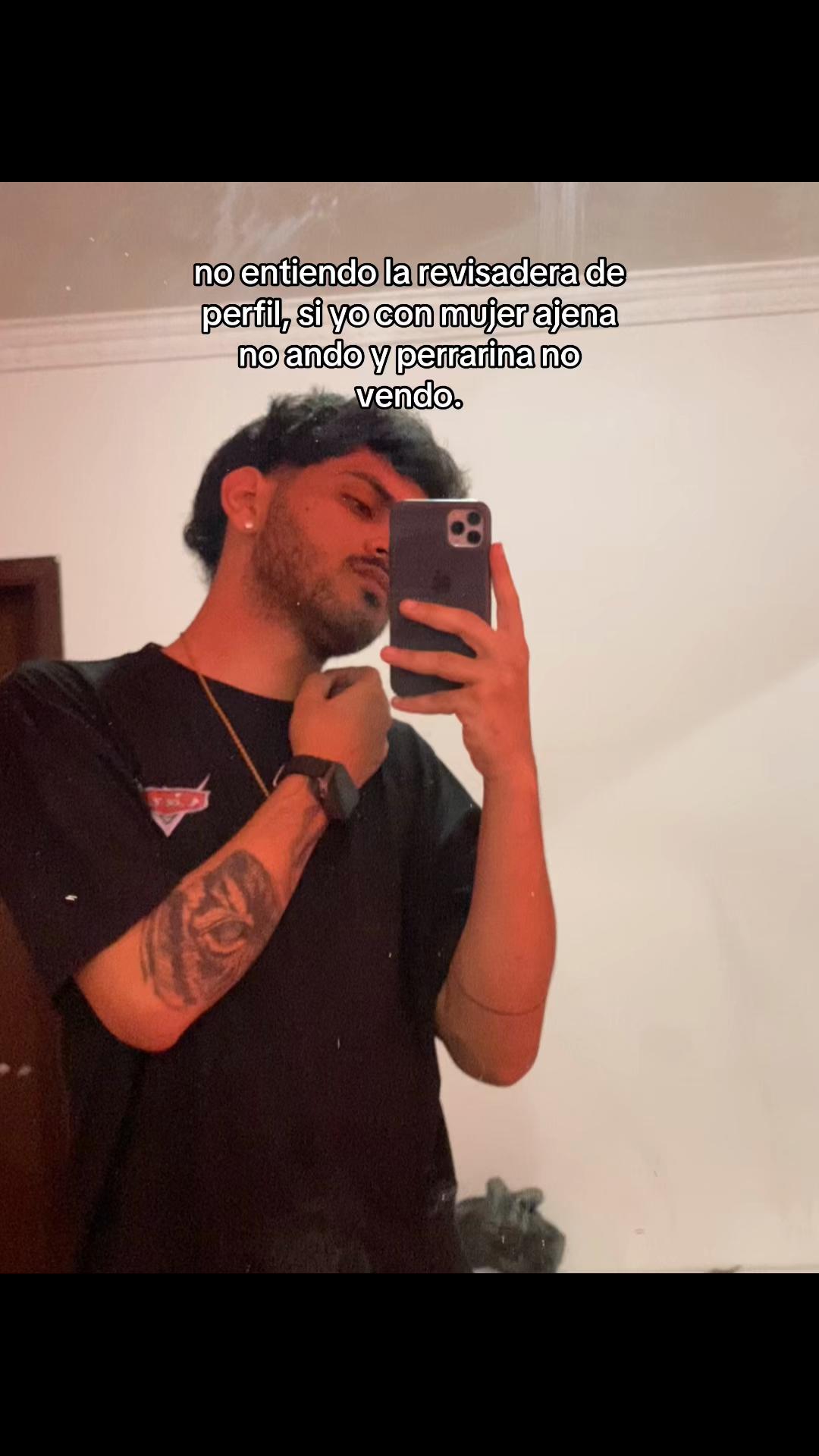 @🐺