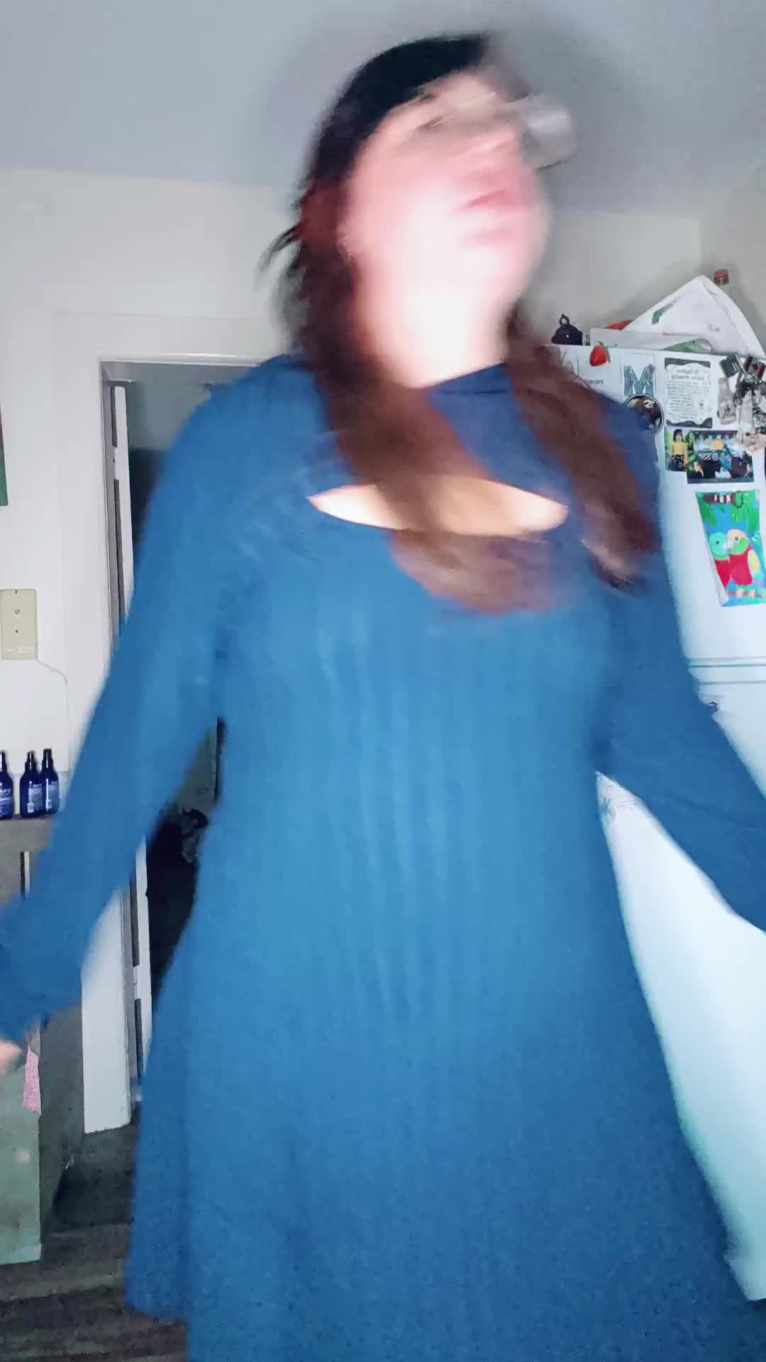@Chellyissomewhere710