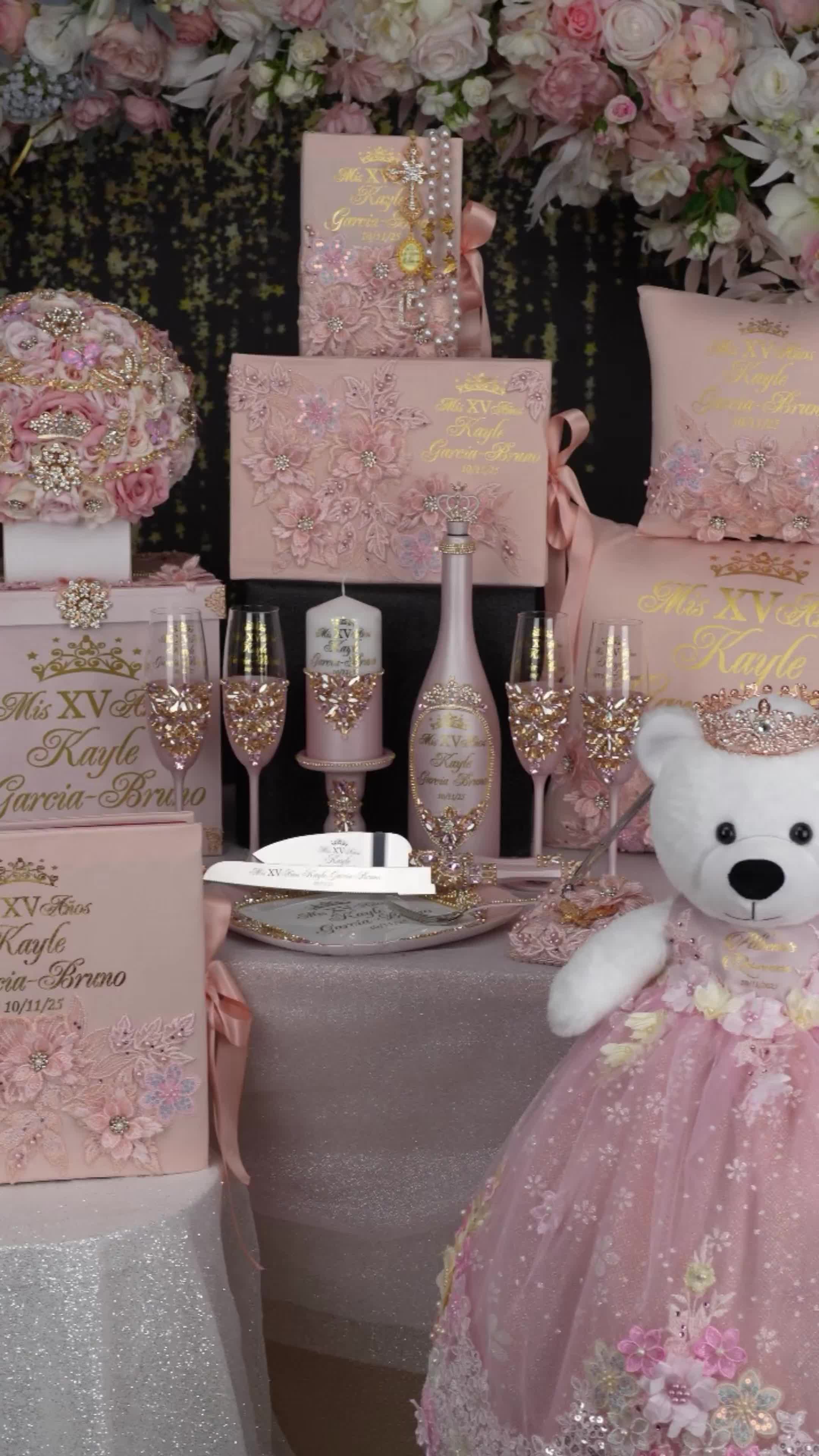 @Quinceañera Decor