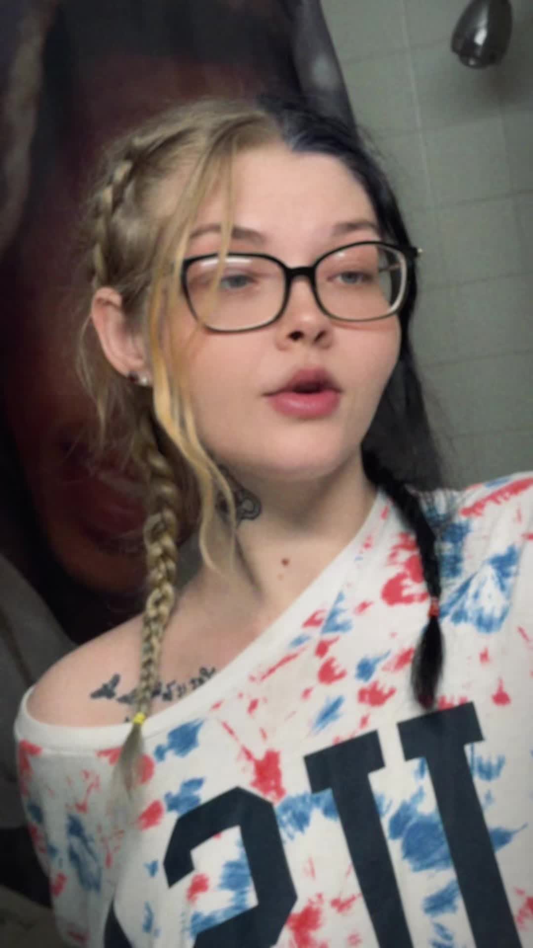 @that_whitegirrl