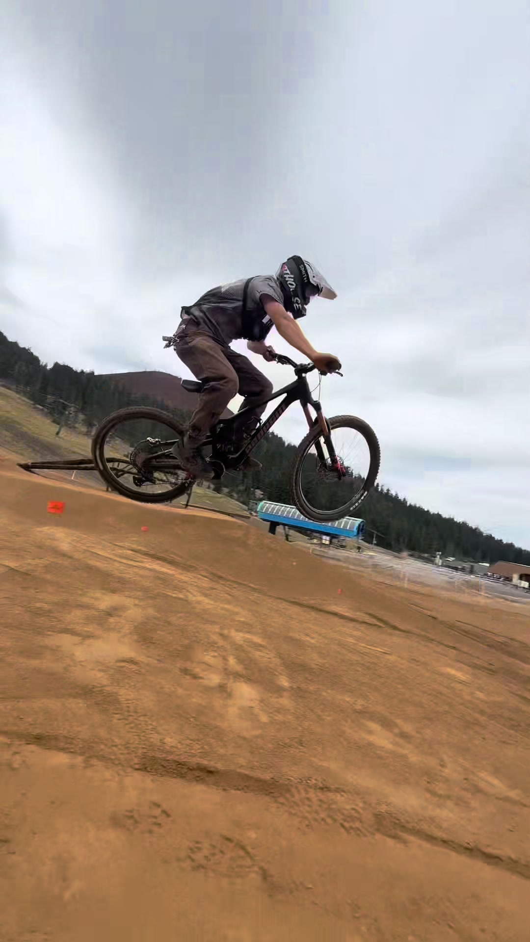 @mt.bachelor