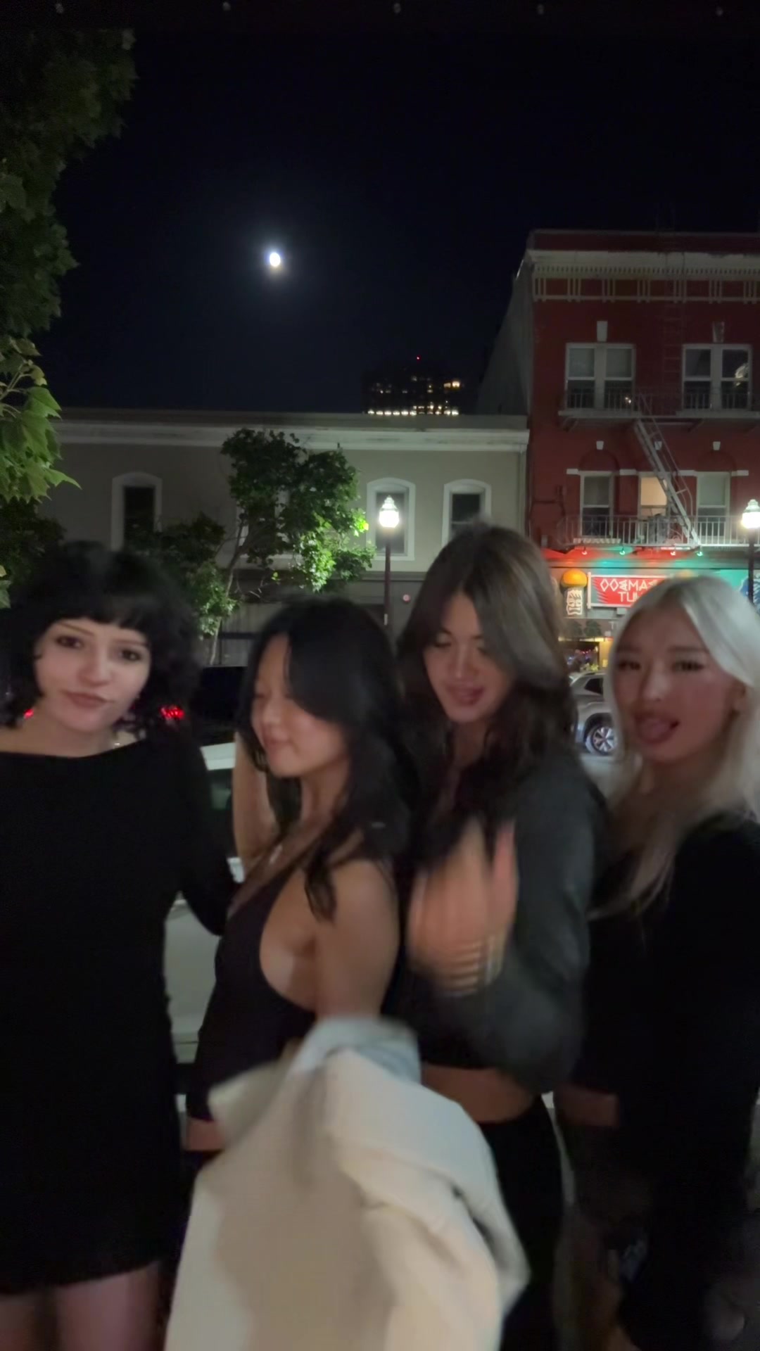 @Hi
