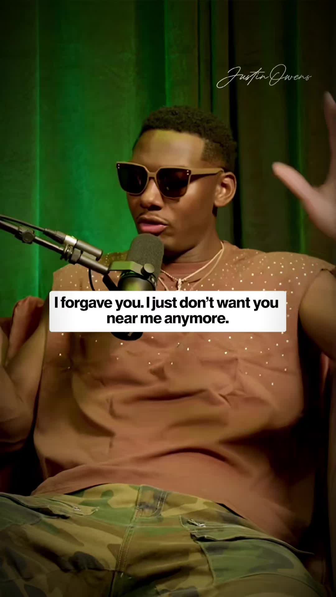 @T