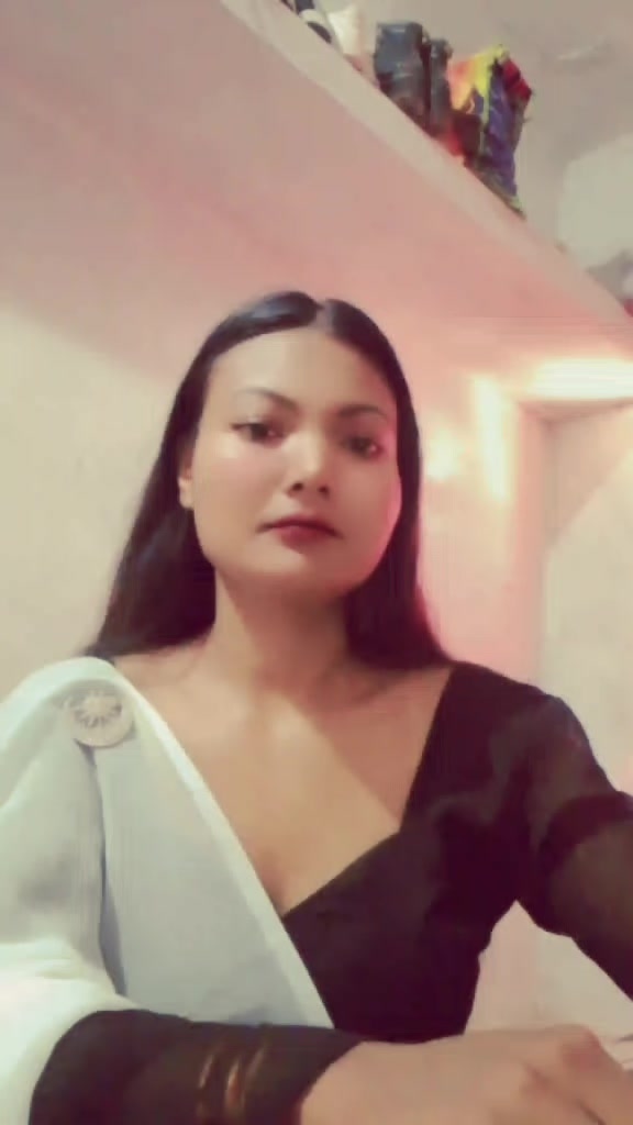 @Jyoti 🖤🍒
